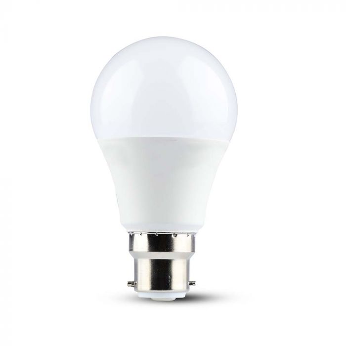 LED Bulb 8W 3000K 806 Lumen B22 Bayonet Fitting