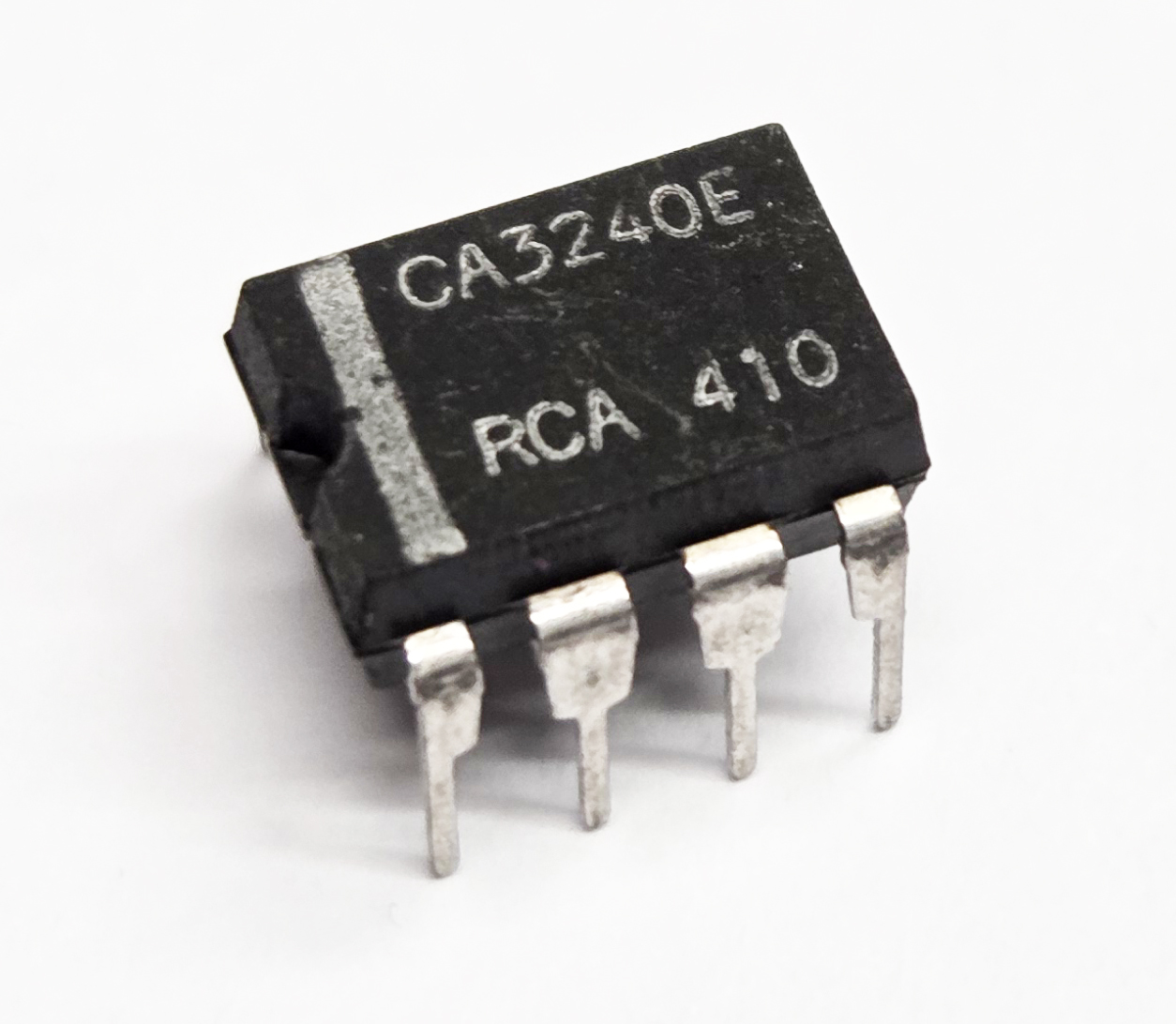 CA3240E Integrated Circuit (IC)