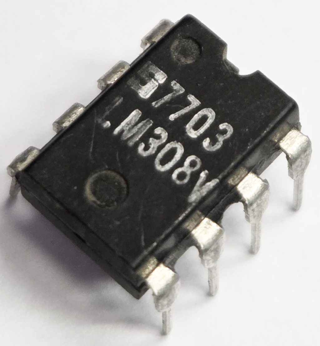 LM308V Signetics GENUINE NOS Integrated Circuit (IC)